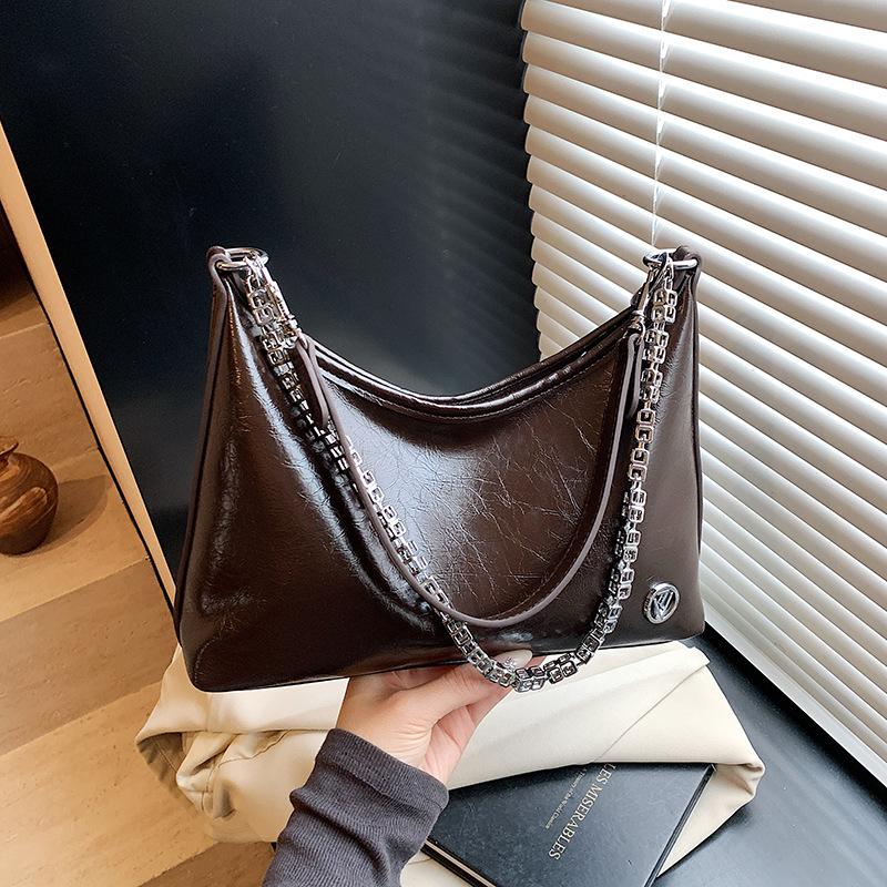Premium texture fashionable versatile chain shoulder bag women's 2025 summer new simple messenger dumpling bag