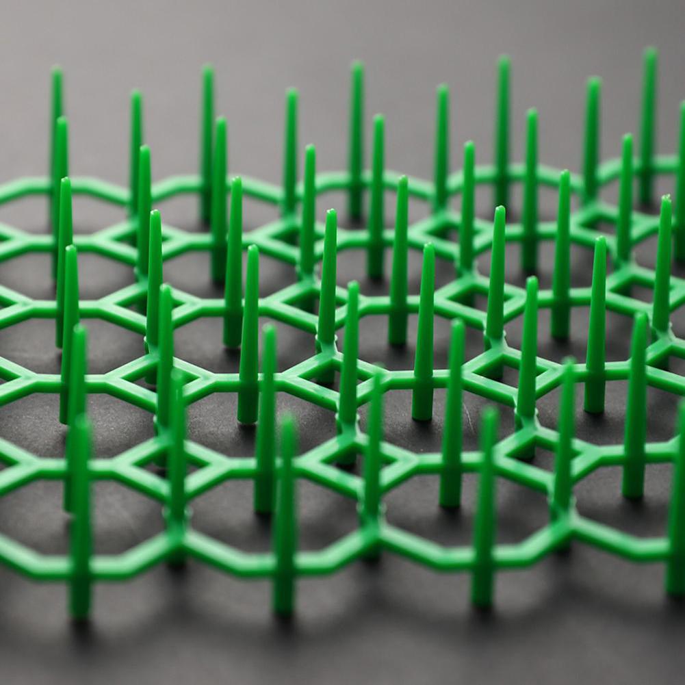 Prevent Trampling of Plants with Garden Spike Strip Mat 1Pcs 13cmx49cm
