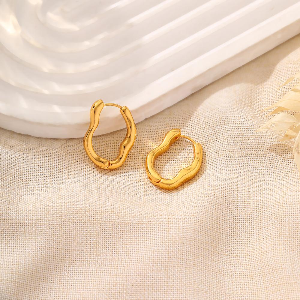 Irregular Geometric Ear Buckles Women'S Trendy Personality Design Earrings Temperament Simple And Cold Wind Earrings