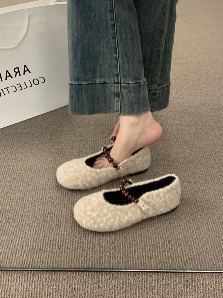 French flat-bottomed fairy wind lamb wool round head pearl word with fluffy shoes women wear autumn and winter new cotton ladyshoes