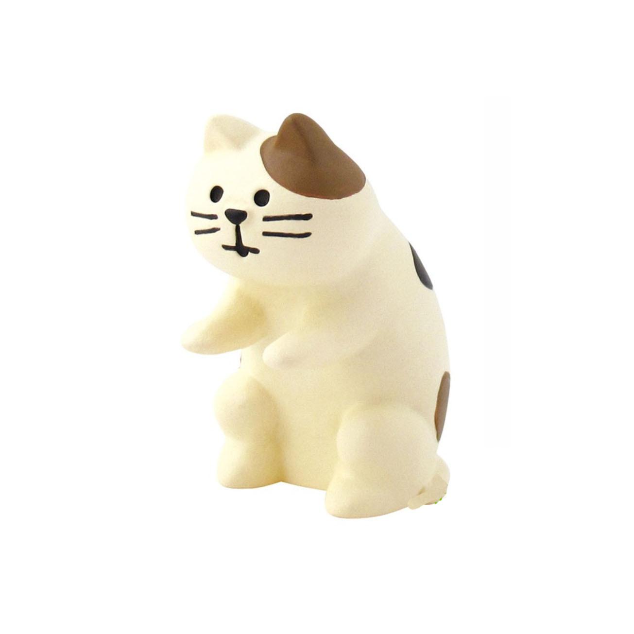 

ZAKKA Cute Cartoon Tea Cat Ornament Resin Figurines Crafts Dollhouse Sushi Package Miniature Home Decor Desktop Accessories Gift mini