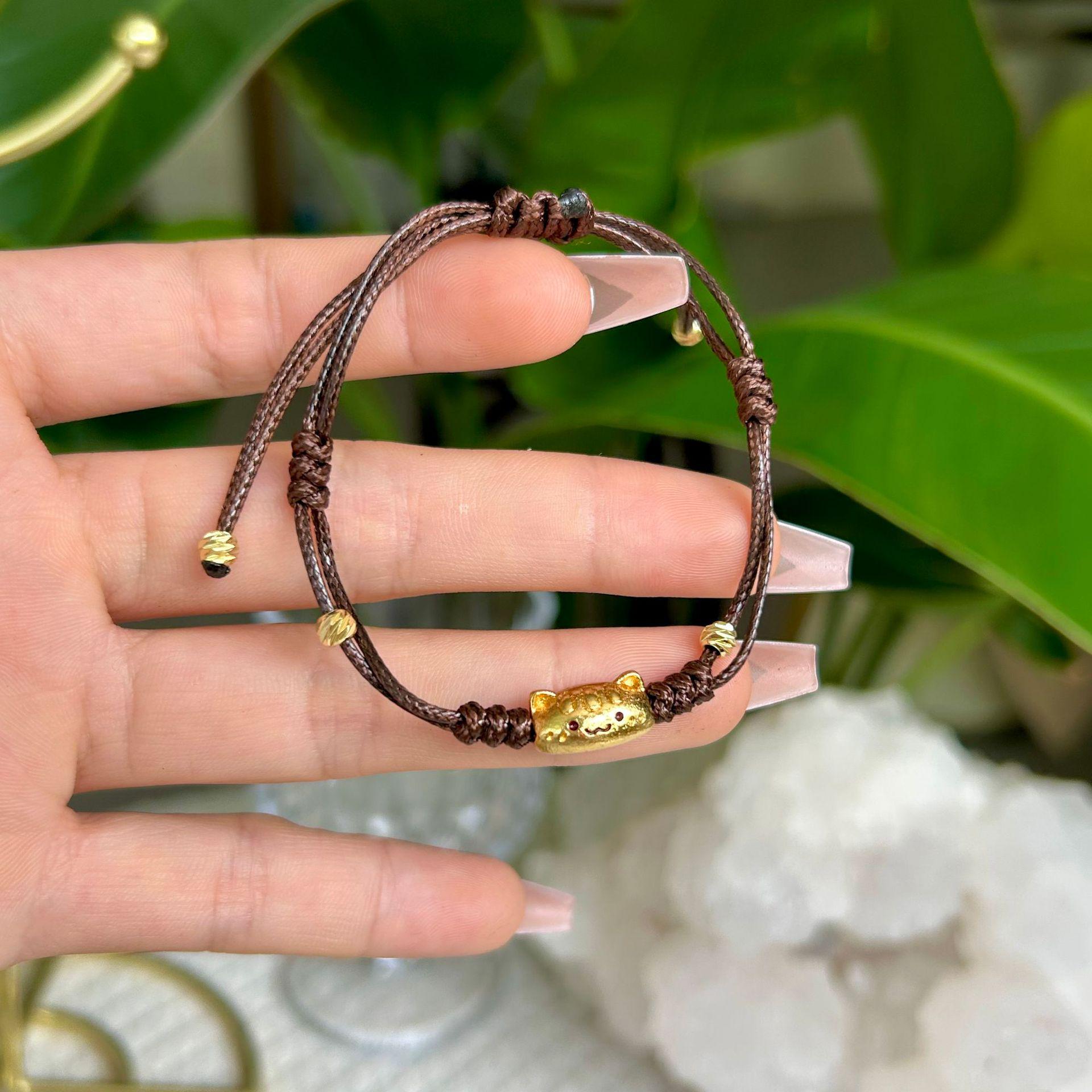 

Французский ретро браслет ручной работы с кошкой: Милый осенний нишевый дизайн с легким ощущением роскоши