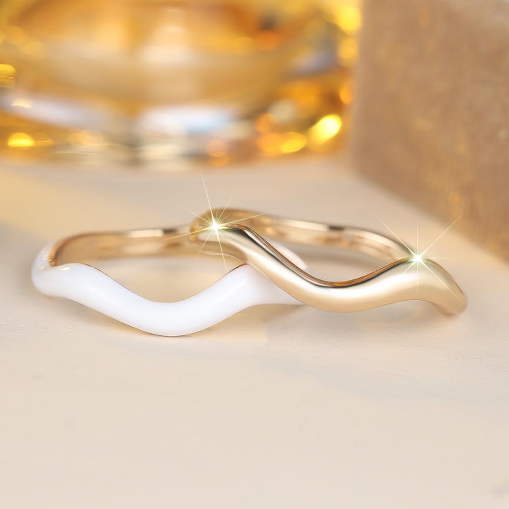 Women's Fashion Wavy Ring Set Thick Golden Band Minimalist Wave Jewelry Set Irregular Stacking Ring
