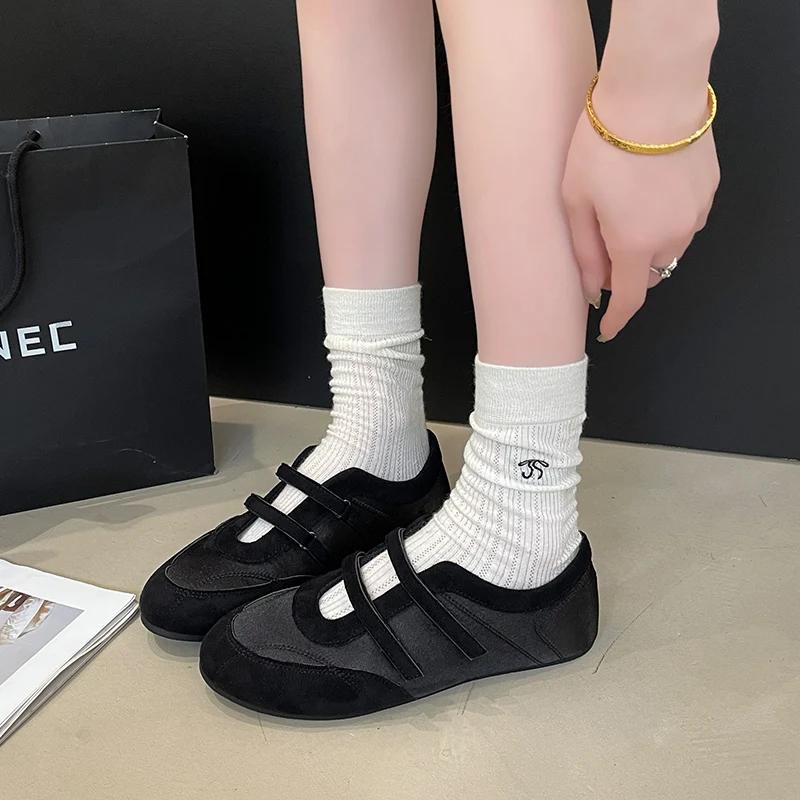 

Модная женская обувь 2025 Новые женские балетки с мелким вырезом Модные уличные балетки Высокое качество Легкие Бестселлер Удобная повседневная обувь 42 чёрный