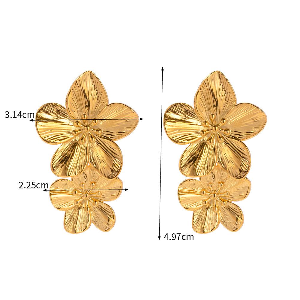 Vintage Gold Metal Flower Drop Earrings for Women Statement Stylish Exaggerated Simple Jewelry