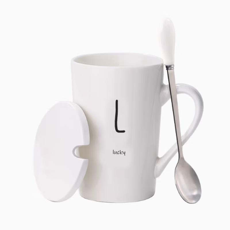 Керамическая кружка с крышкой и ложкой