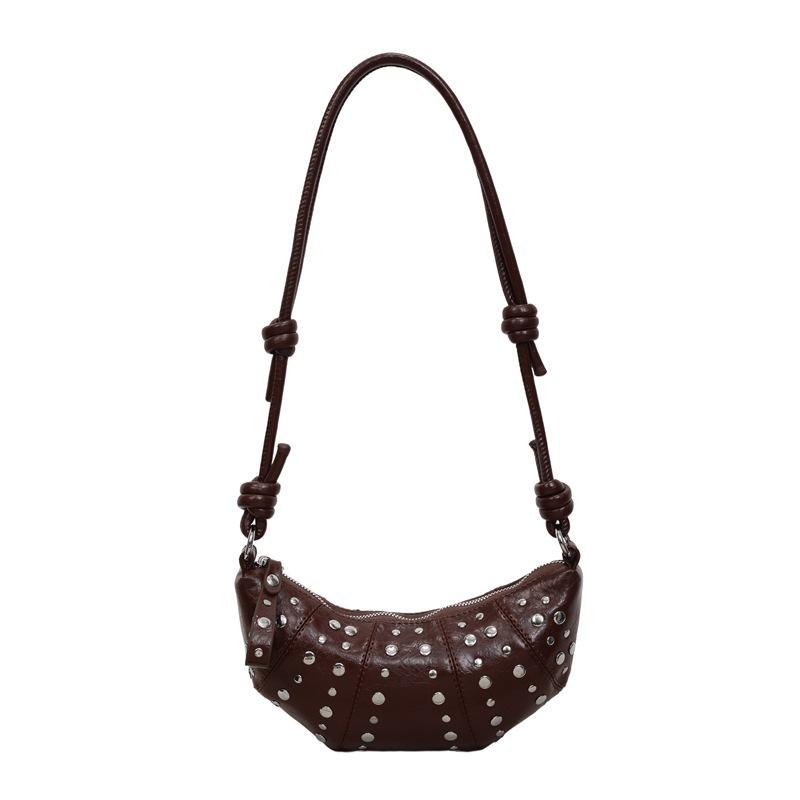 Trendy cool rivet small bag women's new fashion croissant summer feeling shoulder messenger bag