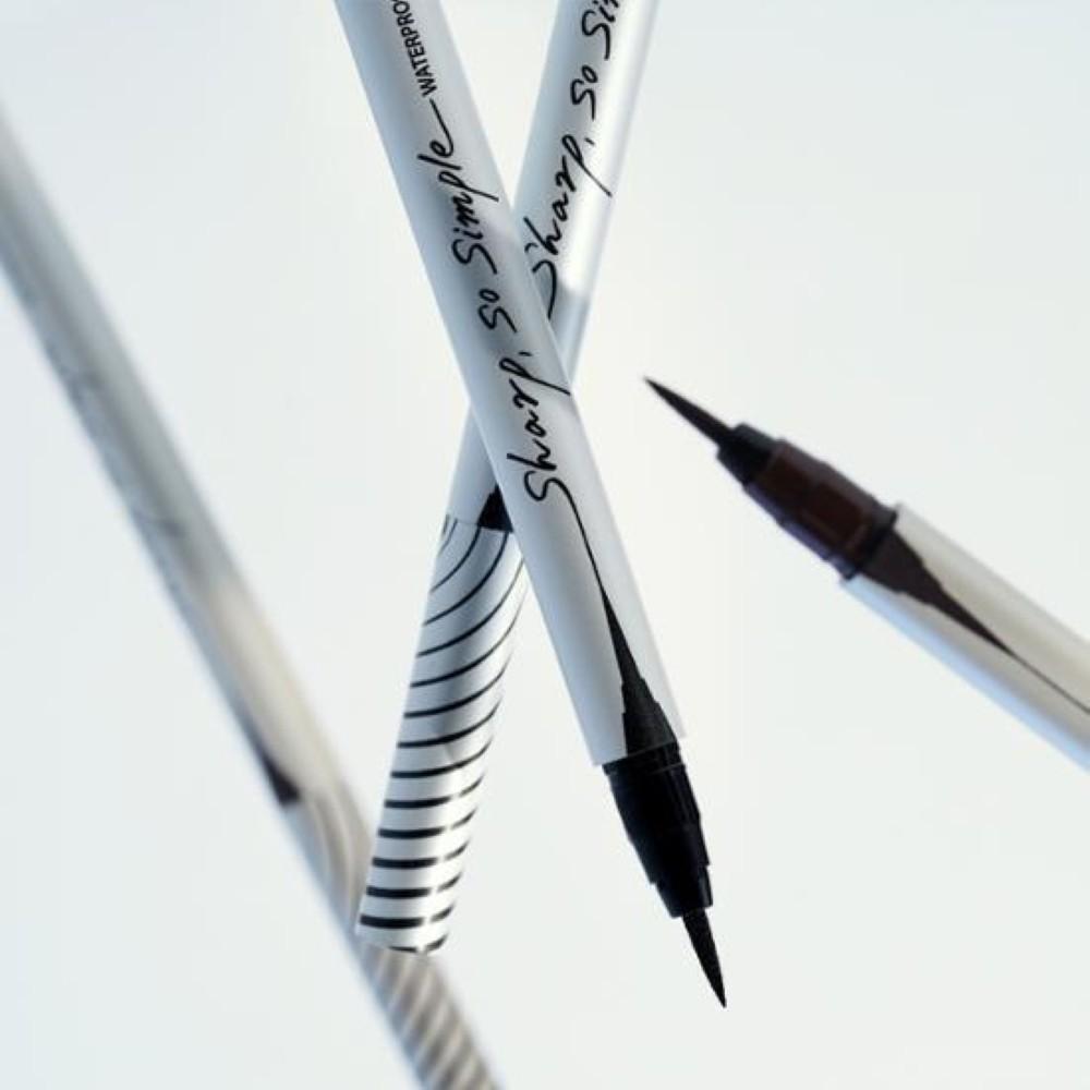 Clio Sharp So Simple Pen Liner (eyeliner)