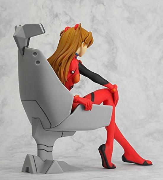 SEGA Evangelion Film II Prémiová figurka Dívka se židlí Asuka