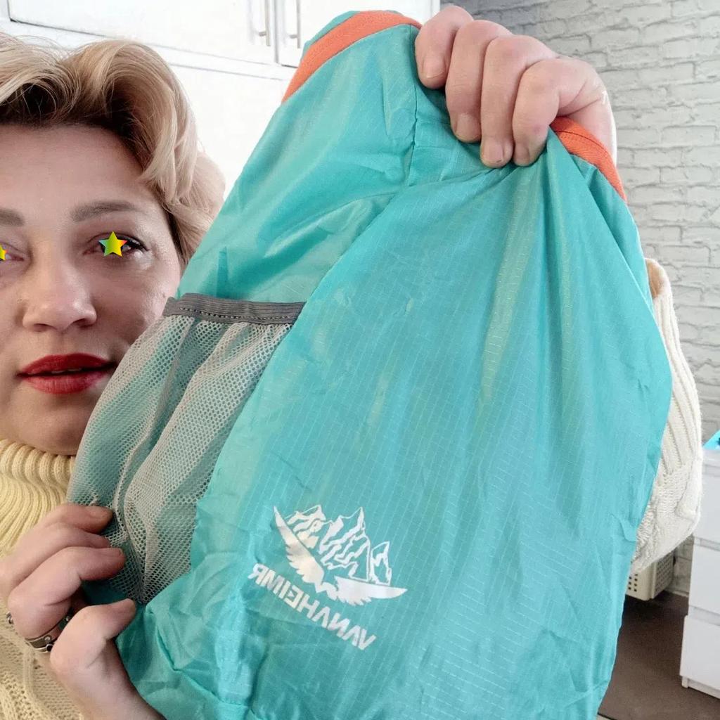 Zaino da Viaggio Delicato sulla Pelle, Borsa Sportiva Ultraleggera Unisex, Zaino Pieghevole Portatile per Esterni