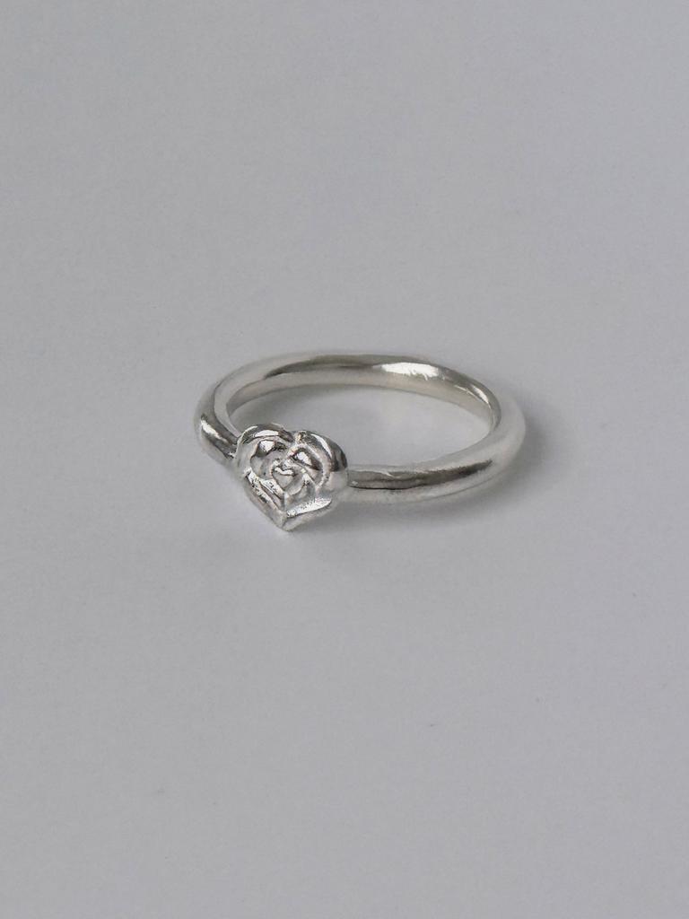 Lovetrix Silver925 Heart Rose Ring