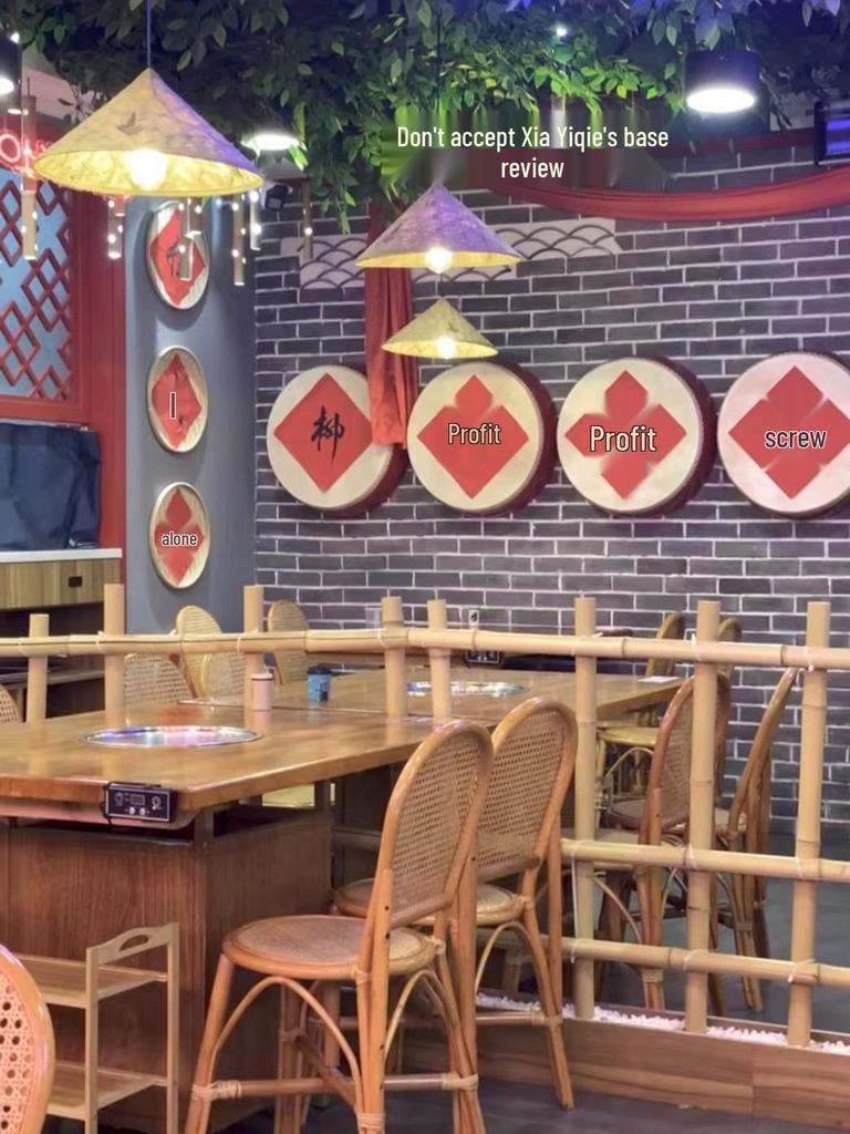 Retro Chinese Bamboo Pendant Light: Nostalgic Straw Hat Design for Hot Pot and Local Cuisine Restaurants