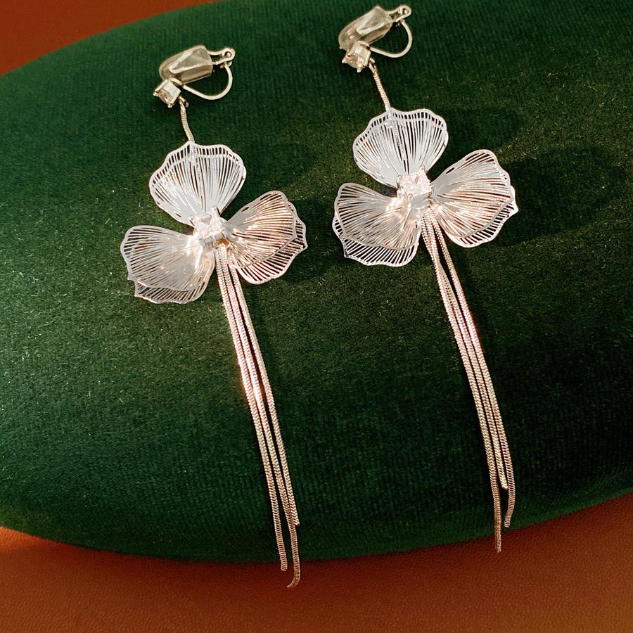 18k Gold-Plated Flower Tassel Ear Cuff with Silver Needle – Luxury Design Earrings