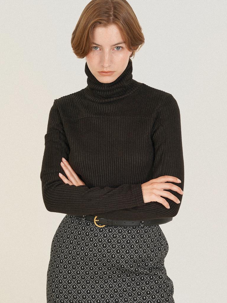 LEIE Cleo Pocket Turtleneck Knit_Bk