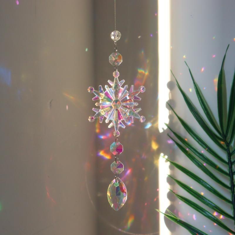 Colorful Snowflake Suncatcher Prism Rainbow Maker Crystal Pendant Christmas Tree Ornament New Year Home Window Hanging