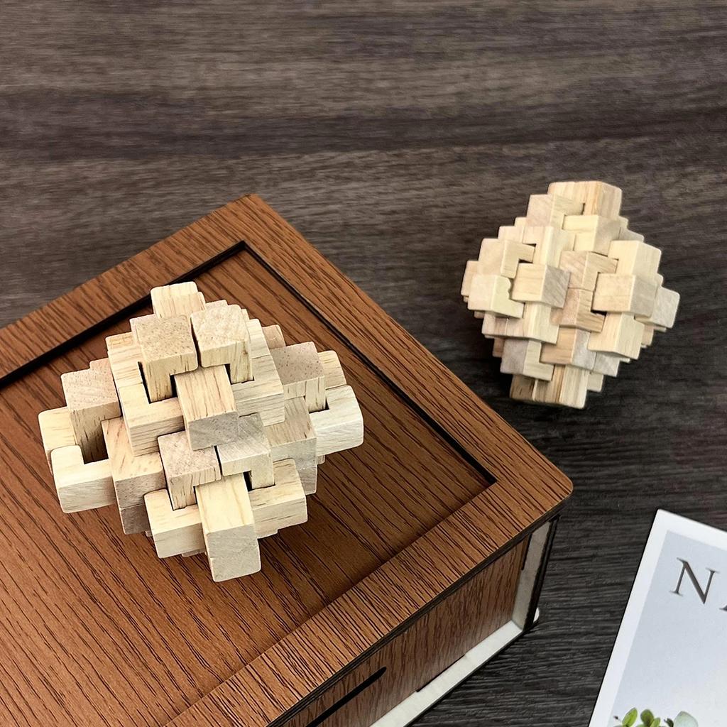 1pc-Wooden Kongming Lock Puzzle Toys - Enhances Cognitive Ability, and Boosts Creativity - Ideal for Learning and Entertainment