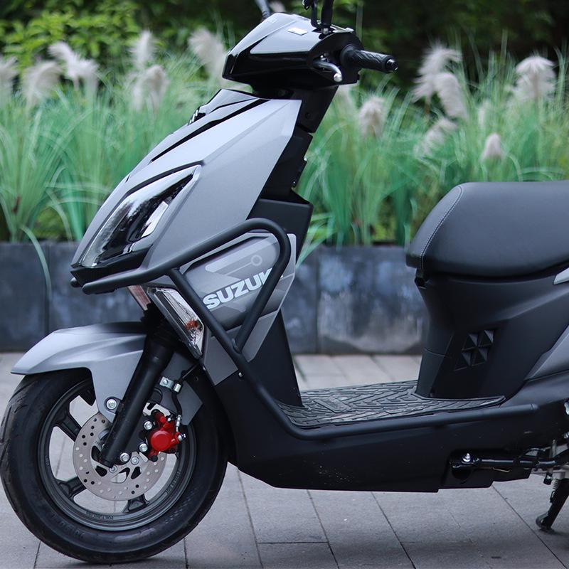 Leichtmotorrad Suzuki UY125 Schutz-Kollisionsschutzstangen - Vorder- und Hinterradstoßstangen aus Kohlenstoffstahl