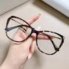 Fashion Luxury Cat Eye Eyeglasses Women Men Vintage Anti-Blue Light Glasses Optical Computer Goggles Frame Metal Spectacle