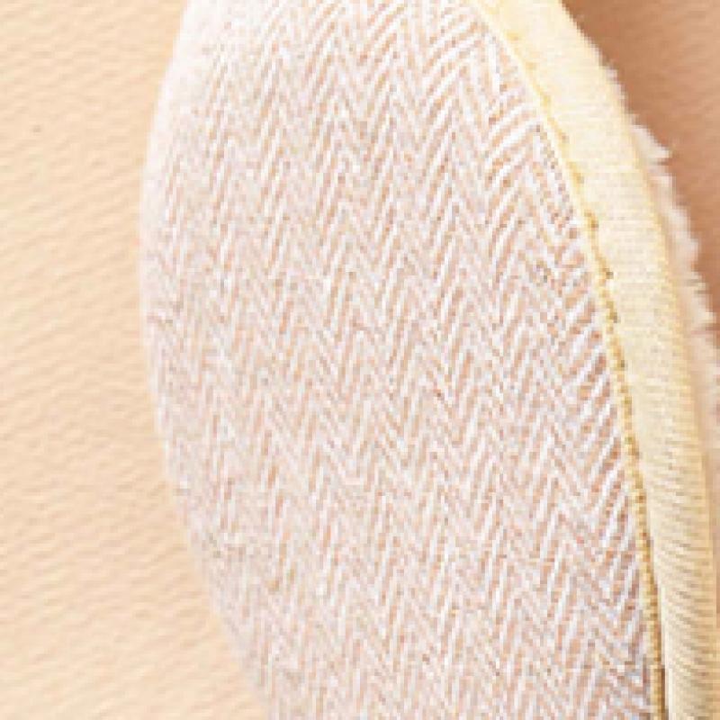 Daiso Muster Ohrenwärmer Elfenbein