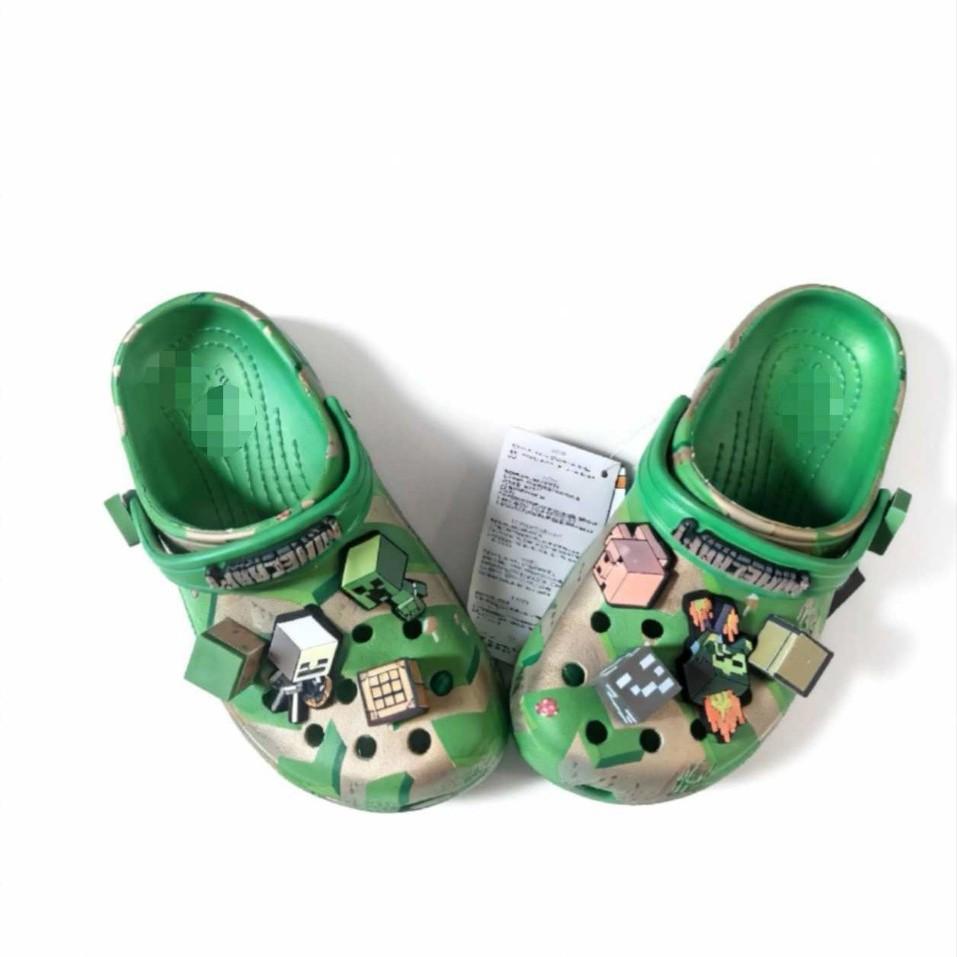 Kids' Minecraft Clog Sandals with Charms - Non-slip, Breathable, Wear-resistant, Closed-toe