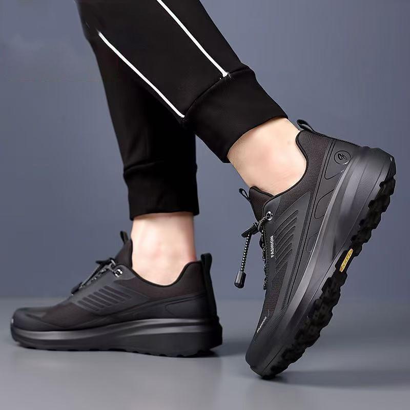 Nouvelles chaussures pour hommes maille respirante semelle épaisse antidérapante et résistante à l'usure tendance polyvalente chaussures de sport et de loisirs pour hommes à enfiler