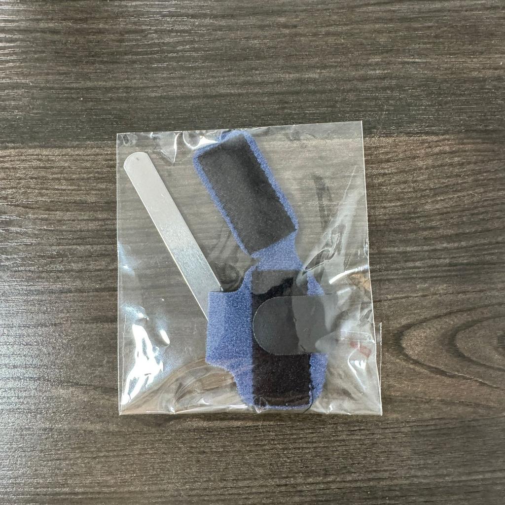 Finger Fixation with Toe Dislocation Support with Thumb Bending Arch Stretch with Aluminum Plate Finger Guard Aligner