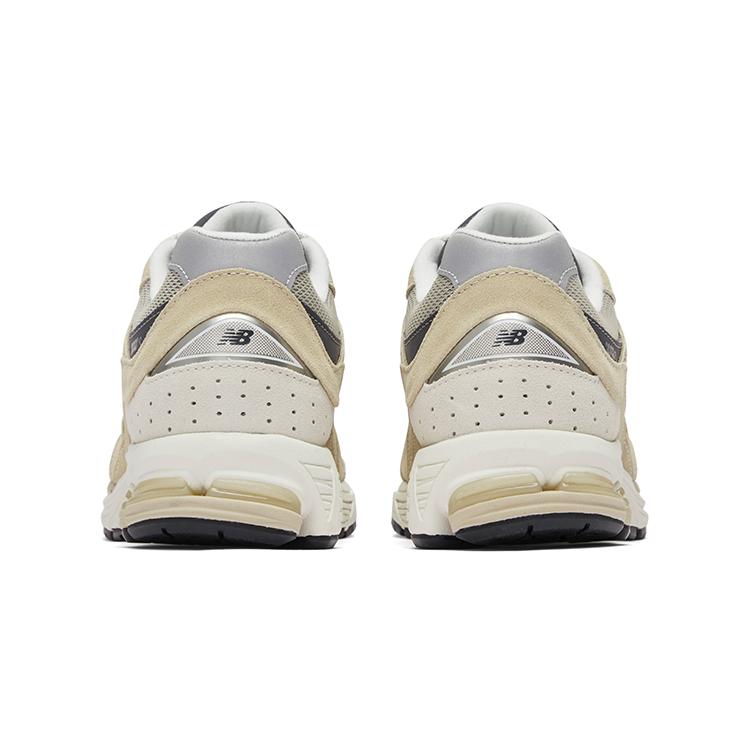 New New Balance 2002R Sandstone Magnet M2002RFA
