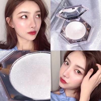 Diamond high-gloss Fine Shimmer Powder tray natuurlijk oplichtend Sleeper Silkworm repair Tray Loose Powder Oil control lasting setting dames