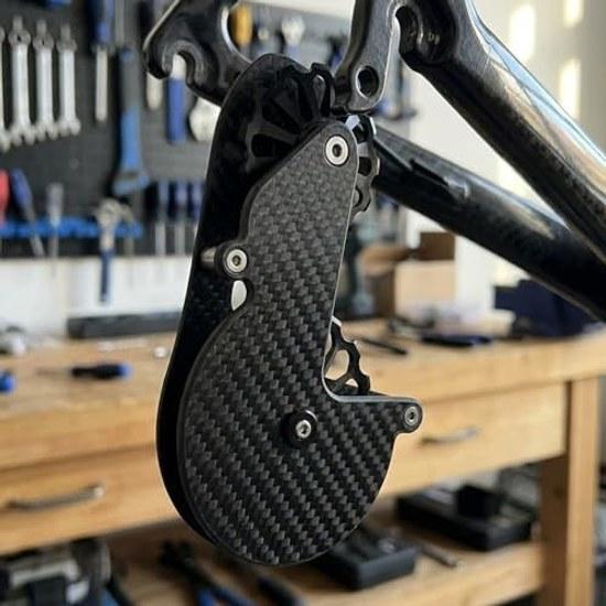Carbon Fiber Rear Derailleur Bicycles Equipped Ceramic Pulleys Replacement Part Road Bikes Stable Gear Shifting Low Rolling Resistance.