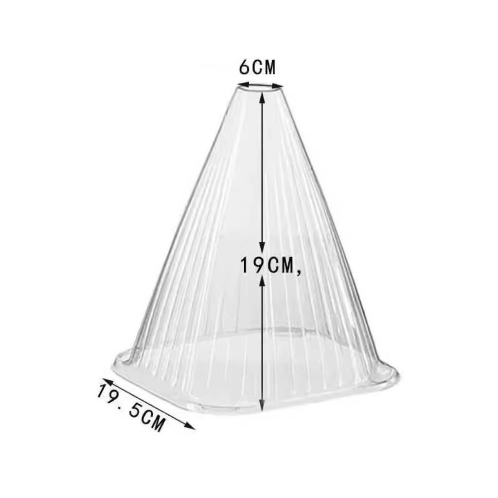Transparent Cloche Seedling Cover for Insect, Bird, and Frost Protection in Green Vegetable Gardening