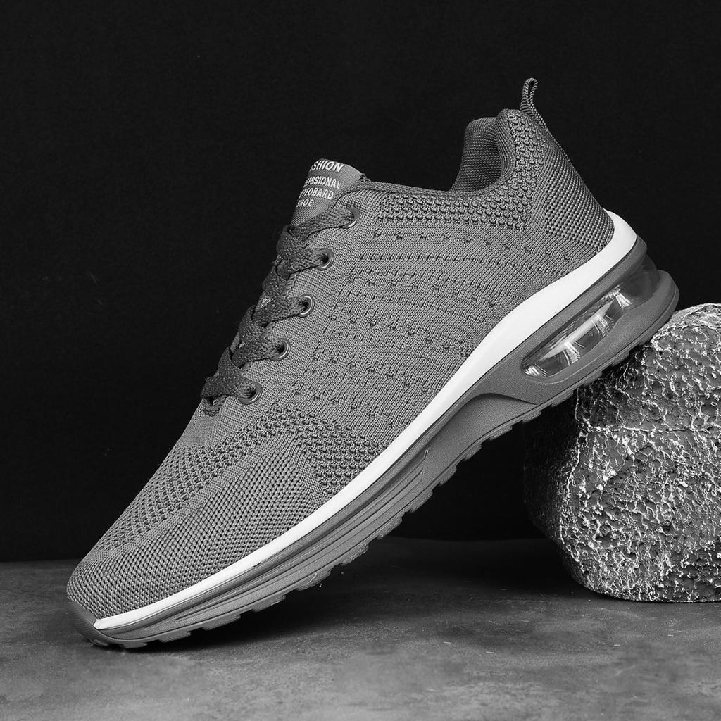 (New) Large Size Men's Shoes Sports Casual Flying Weaving Breathable Lightweight Running Shoes Air Cushion Couple Shoes