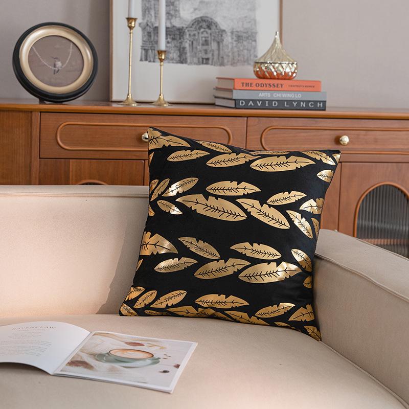 

Temu Hot Stamping Golden Leaf Short Plush Pillowcase - Retro Light Luxury Sofa Cushion Cover 45x45cm (Cover Only)
