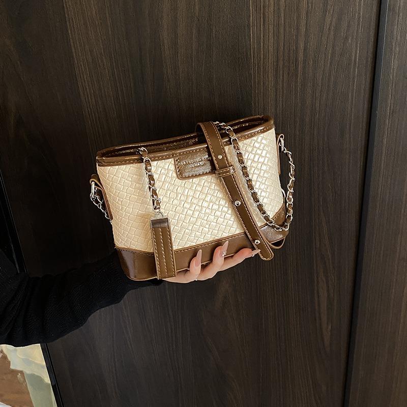 Rhombus Bag Chain Bucket Bag New Small Bag Women's Spring Versatile Premium Woven Shoulder Messenger Bag