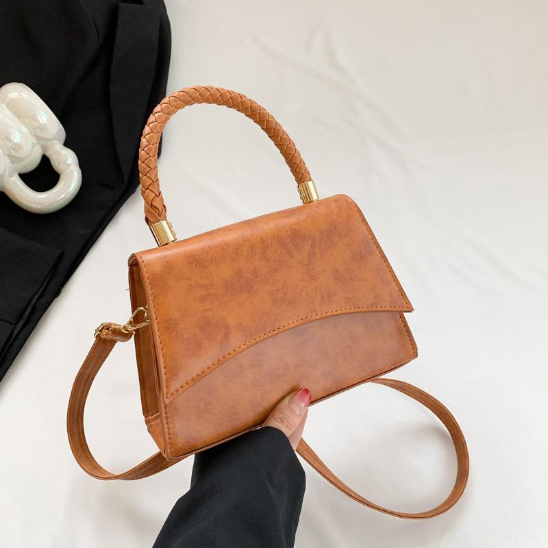 New Retro Fashionable Shoulder Bag for Women with Korean Style Solid Color Fashionable Simple Crossbody Small Square Bag for Women's Bag Trendy