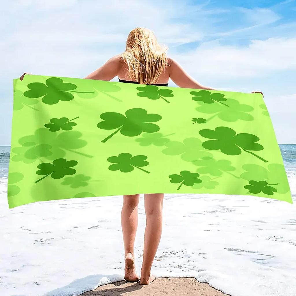 Green Clover St Patrick's Day Bath Towel Oversized Lightweight Beach Towel Travel Swim Pool Yoga Camping for Adults Women Men