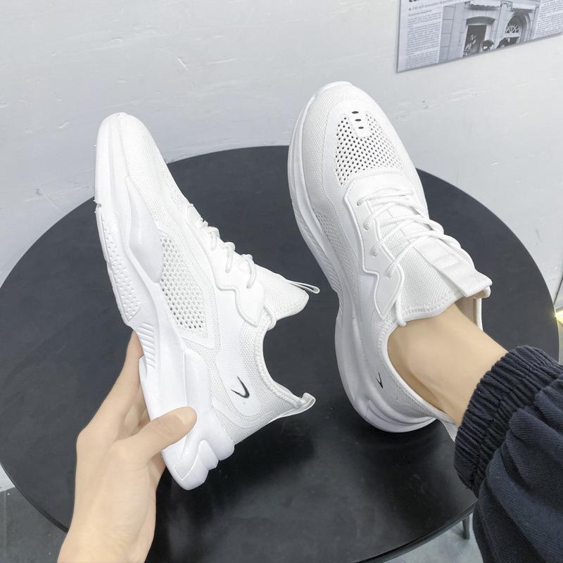 

2025 дышащая полая сетчатая обувь сетчатые кроссовки корейская версия универсальные маленькие белые туфли на платформе для бега папы модная обувь 39 белый