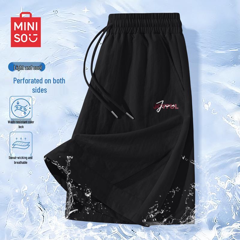 

MINISO Men s American Street Style Casual Shorts M