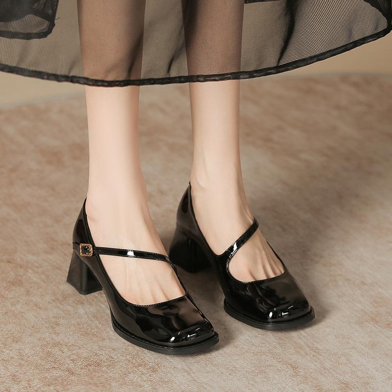 

Leather flat for Huizhou women s shoes Su Yinyin same shoes black Korean version spring new high heels women 40 бордовий