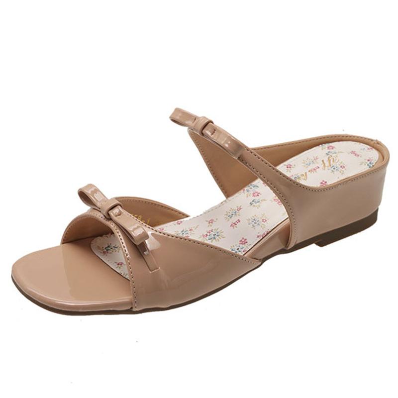 French fairy style open-toed cool slippers female summer wear with skirt 2025 new high heels thick heel beautiful sandals