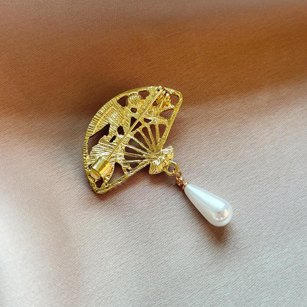 Chinese-style Brooch To Prevent Showing of Skin, Women's Brooch, Suit Pin, Clothing Accessory, Jewelry, Brooch