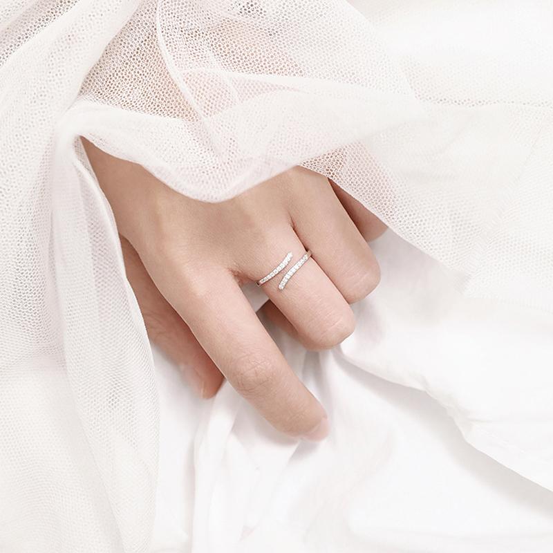 Beautiful Thin Ring Design for Lady Resizable Jewelry 925 Sterling Silver Color Sparking White Zircons Women Party Accessories