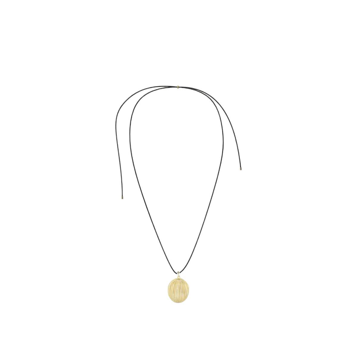 

Irregular Woven Silk Pendant Necklace: Light Luxury & Versatile Design for Women