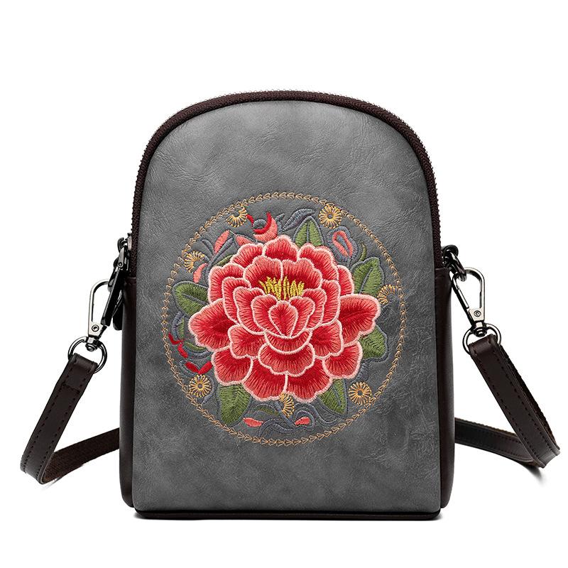 

Vintage Small Square Bag Embroidered Women s Bag for Middle-aged and Elderly Women, Artistic Chinese Style and Temperament Crossbody Bag