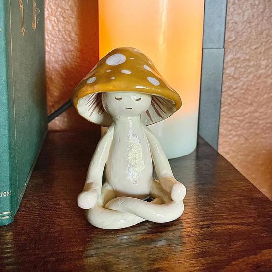 Yousheng Meditation Mushroom Man Figurine Sitting Cartoon Mushroom Pen Holder Resin Statue Sculpture Home Office Desktop Decoration Ornament