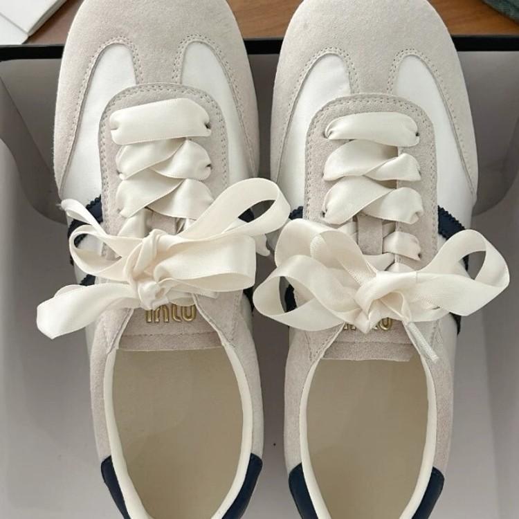 Niche ballet training shoes women's spring 2025 new flat-bottomed versatile Korean retro sports and leisure Forrest Gump shoes