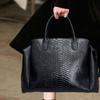 Women'S Crocodile Pattern Document Handbag Large Capacity Retro Multi-Partition Shoulder Messenger Bag