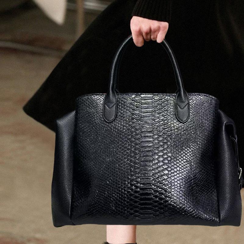 Women'S Crocodile Pattern Document Handbag Large Capacity Retro Multi-Partition Shoulder Messenger Bag