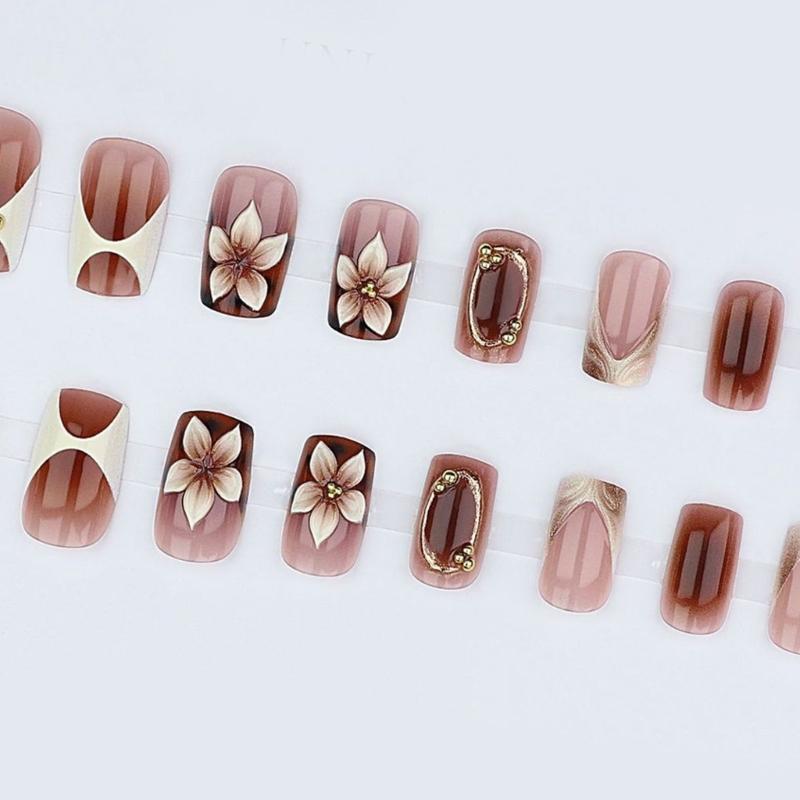 Elegante 3D Gesculpteerde Bloemen Kunstnagels ABS Press-On Nagels Eenvoudige Applicatie Langdurig Voor Bruiloftsevenement Kantoor