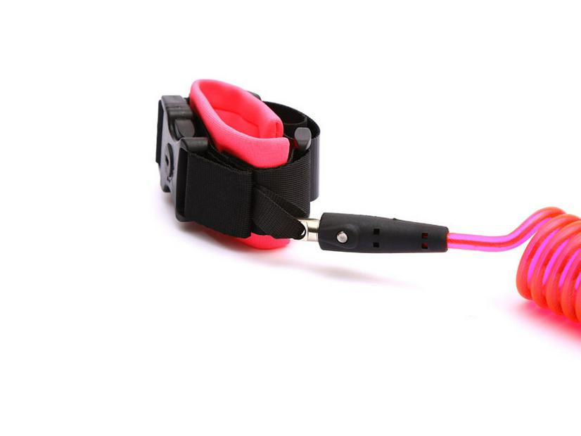 Kind Anti-Verlust Leine mit Schloss - Drehbarer Schlüssel, Kleinkind Armband, Sicherheits-Laufwerkzeug, Anti-Verlust Seil