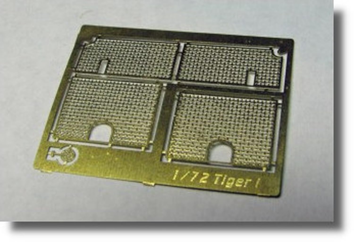 

Dan Models Tiger I Early Model Grill Plastic Model Parts DAN72402 1/72 (for Zvezda) (Tank)
